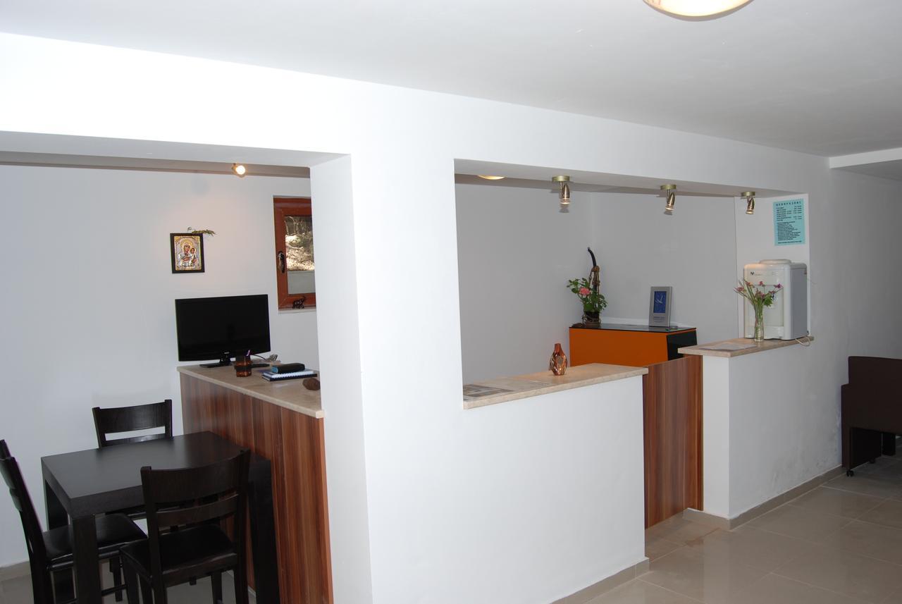 Vidima Apartment Hotel Apriltsi  Eksteriør billede